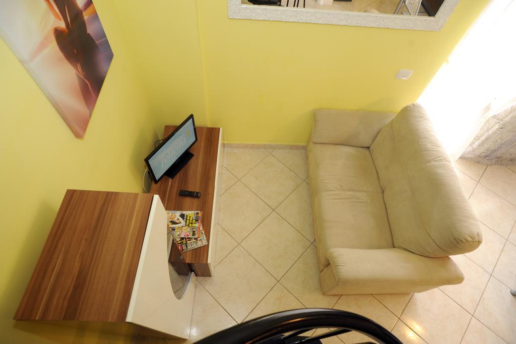 Casa Vacanza La Rondine Valmontone Luaran gambar